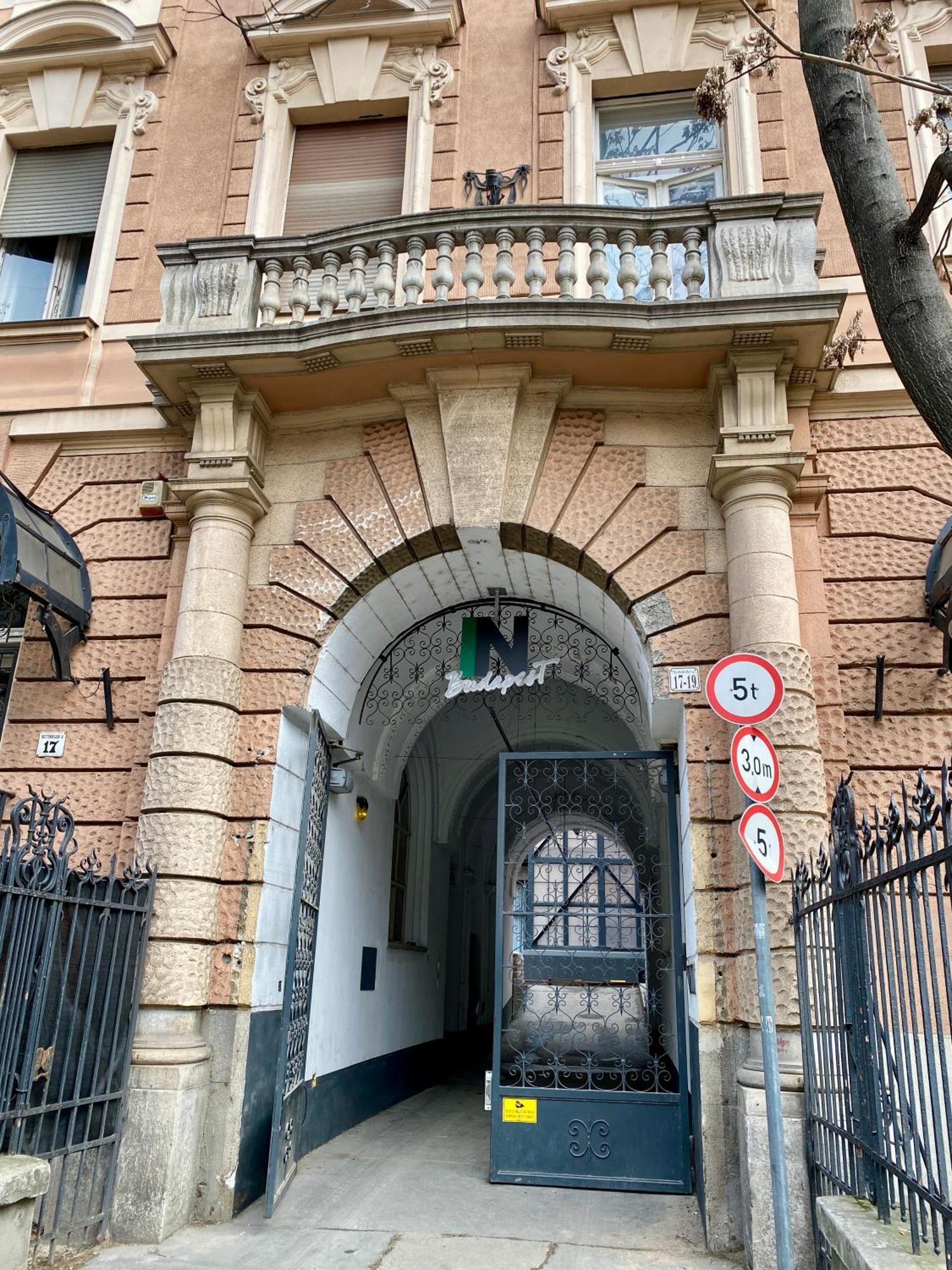 Roland Downtown - Rottenbiller Apartament